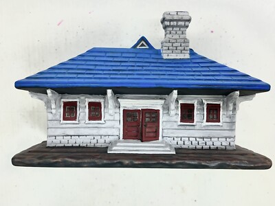 Byron Mold Train Depot Ceramic Christmas Village 1980  7.5  Long