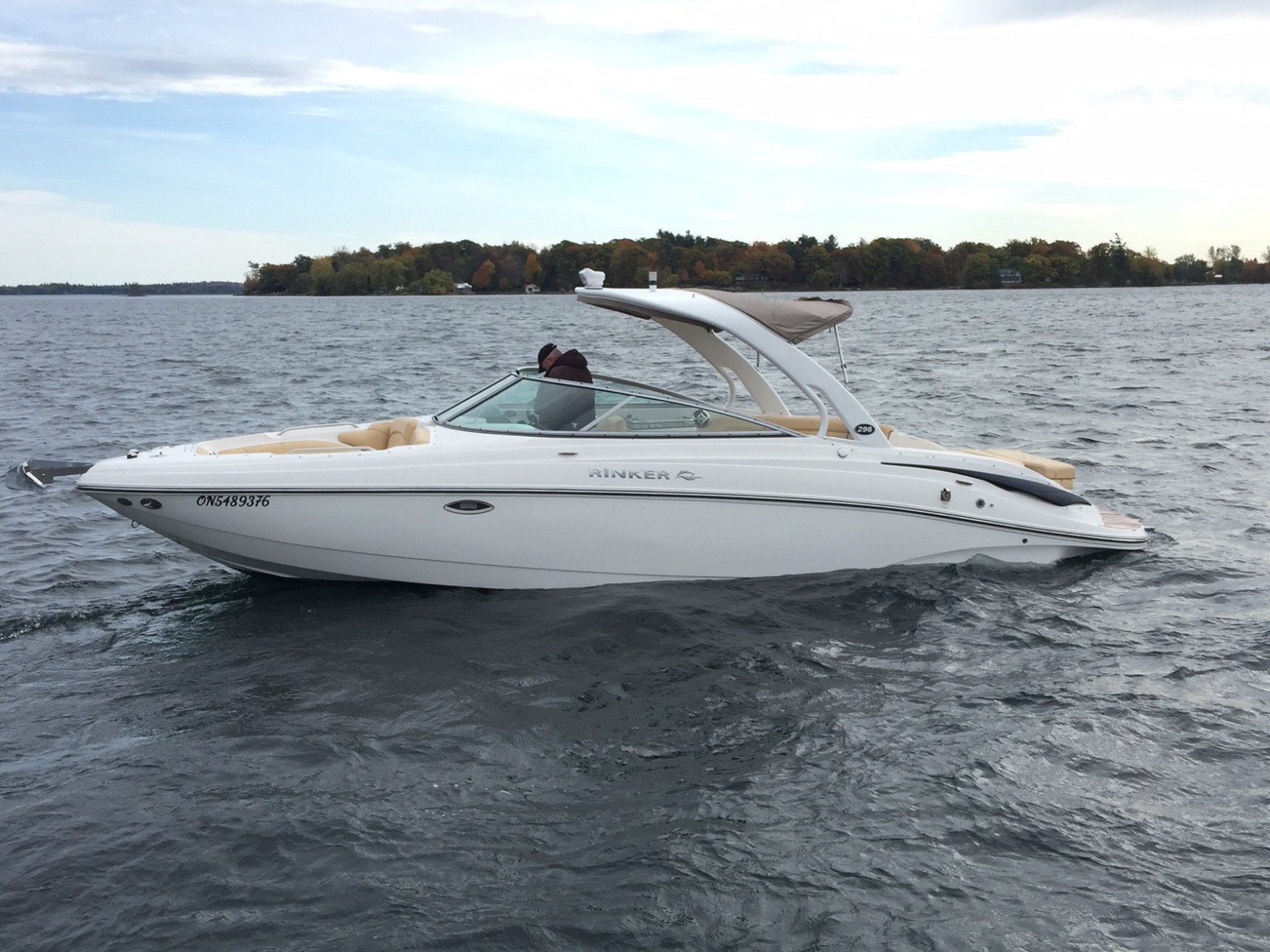 2012 29' Rinker - 296 Captiva bowrider