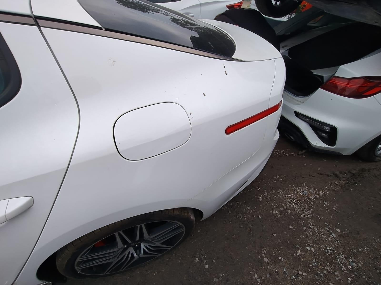 KIA STINGER CK 06/2017-04/2023 LEFT REAR DOOR TRIM 4 DOOR HATCHBACK - thumbnail 12