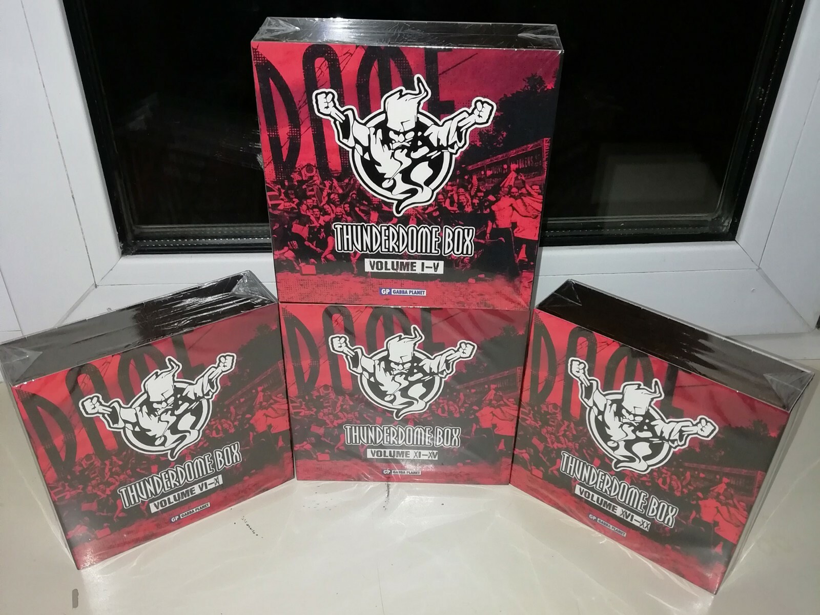 THUNDERDOME 6.2 4U 2本セット THUNDERDOME 6.2 | APACS JAPAN