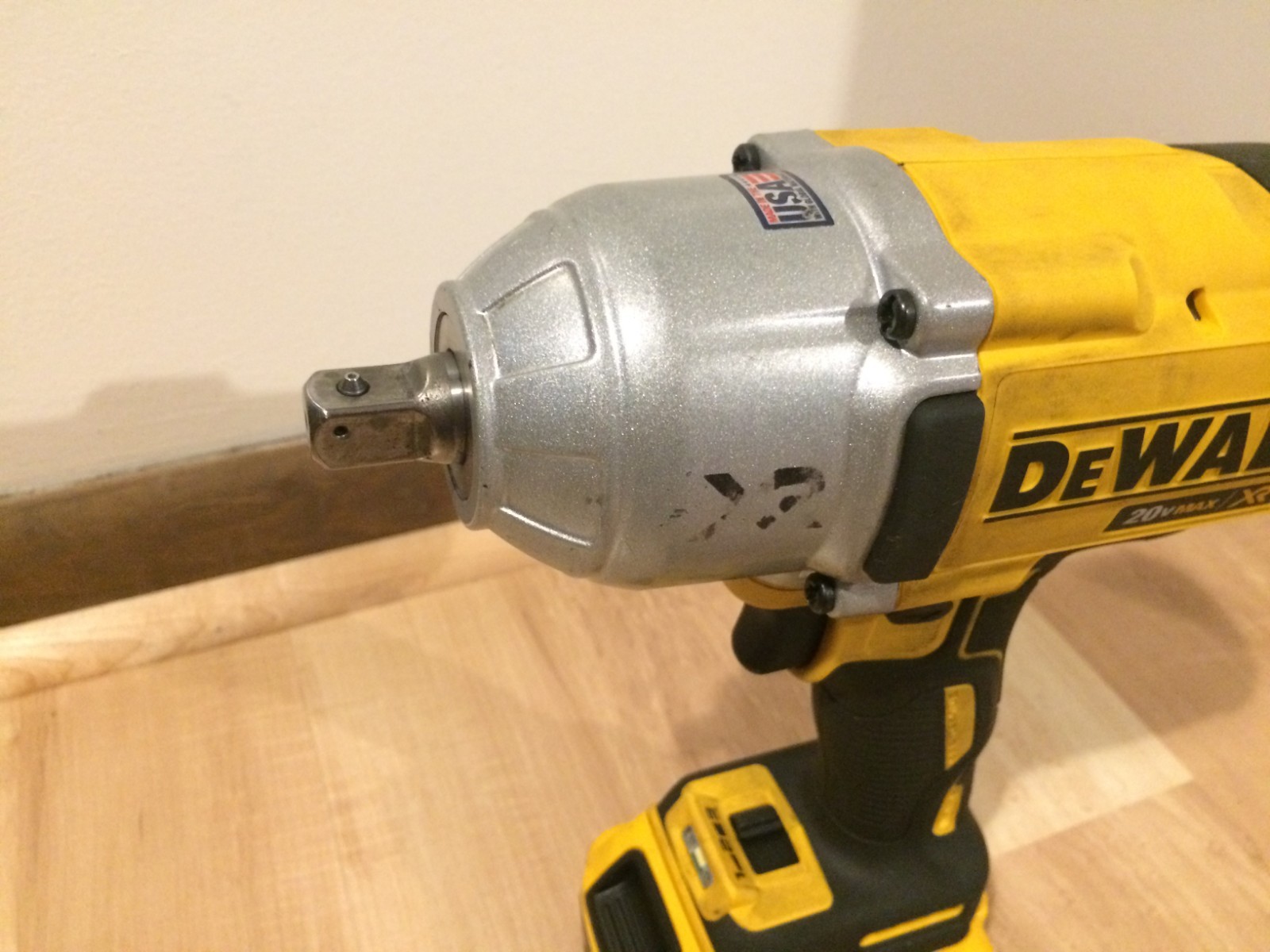 Dewalt DCF899 20V MAX XR High Torque 1/2