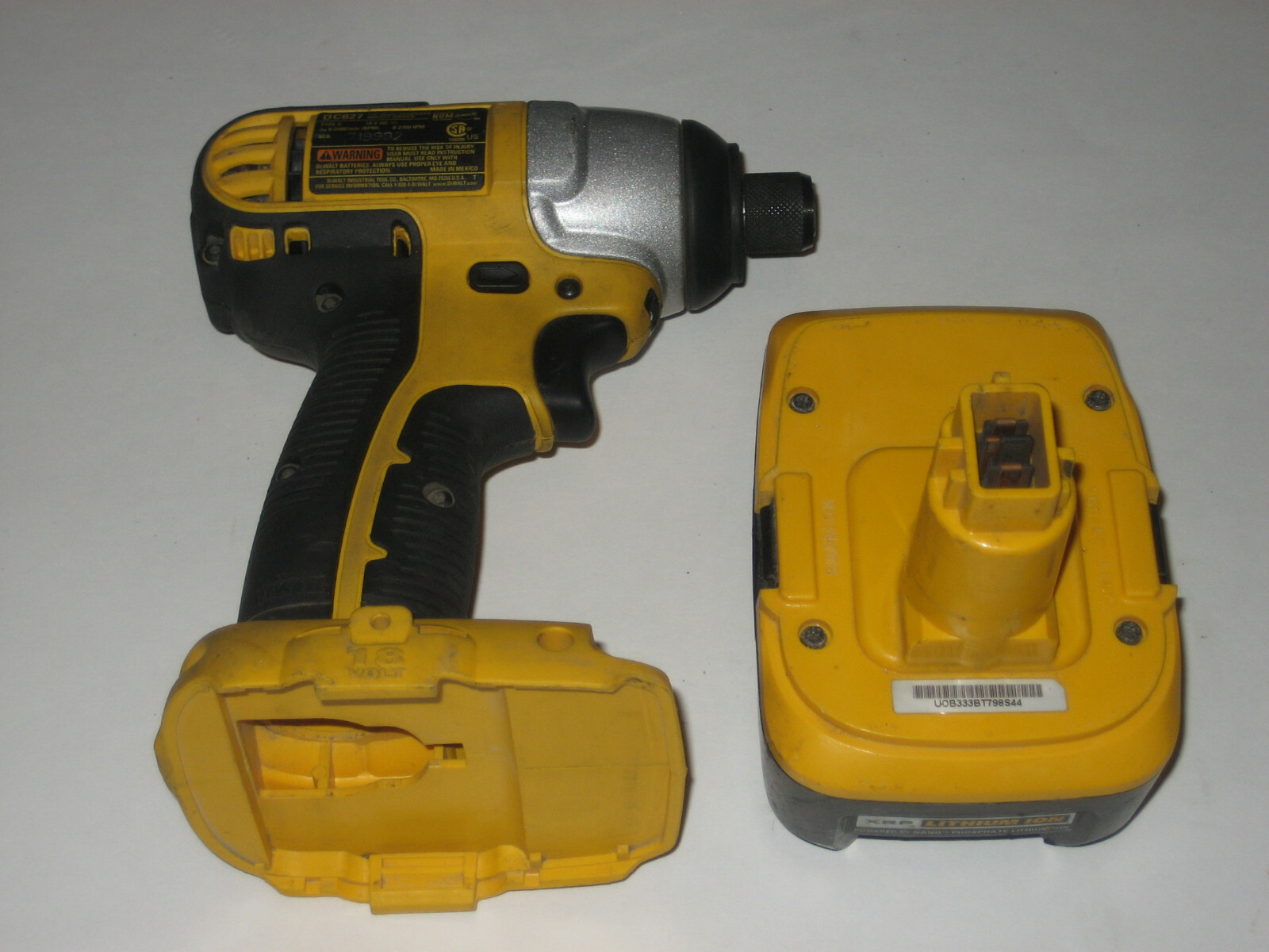 DeWalt DC827 1/4