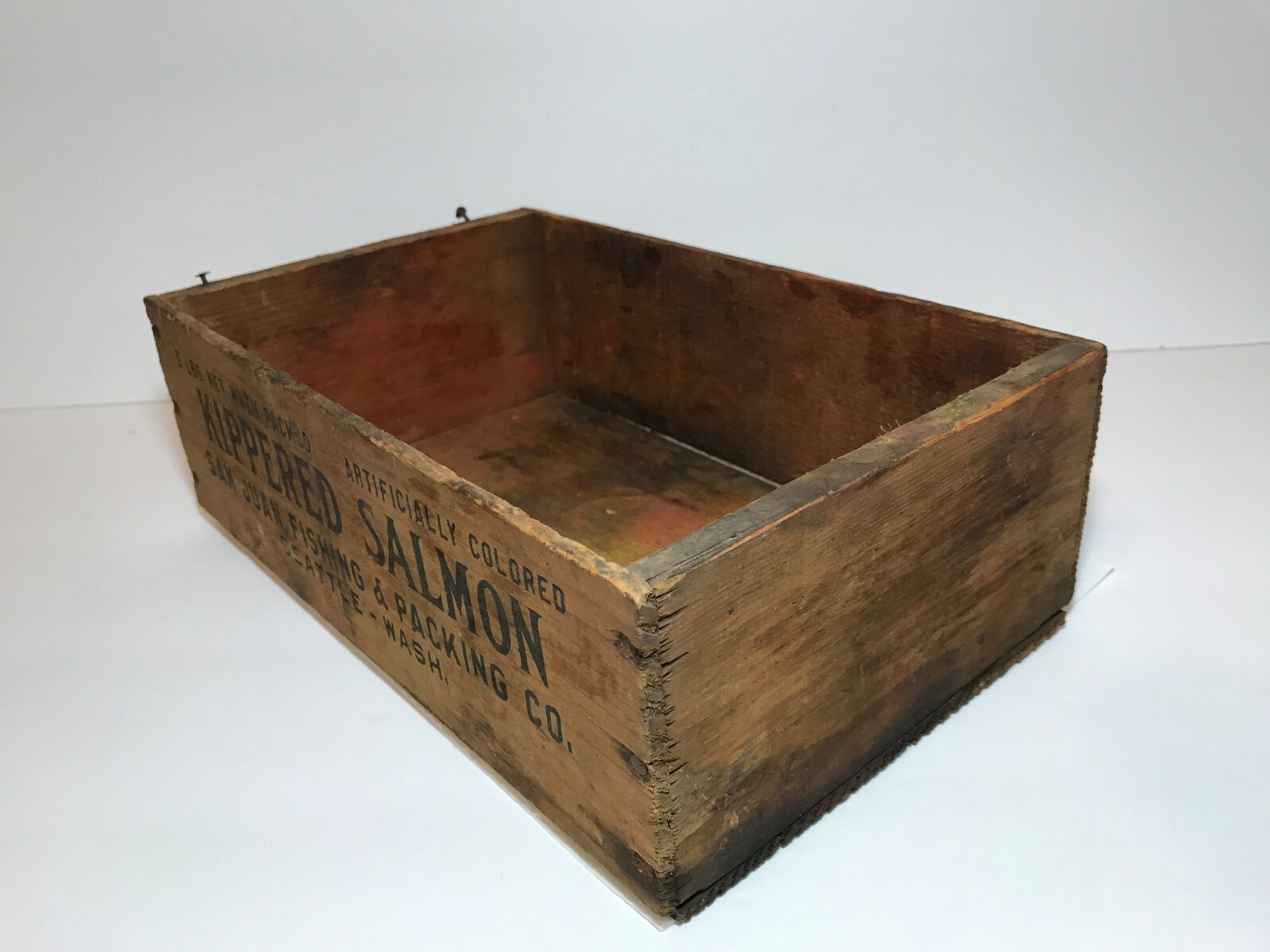 VINTAGE  WOODEN CRATE SAN JUAN FISH CO SEATTLE WA ADVERTISING