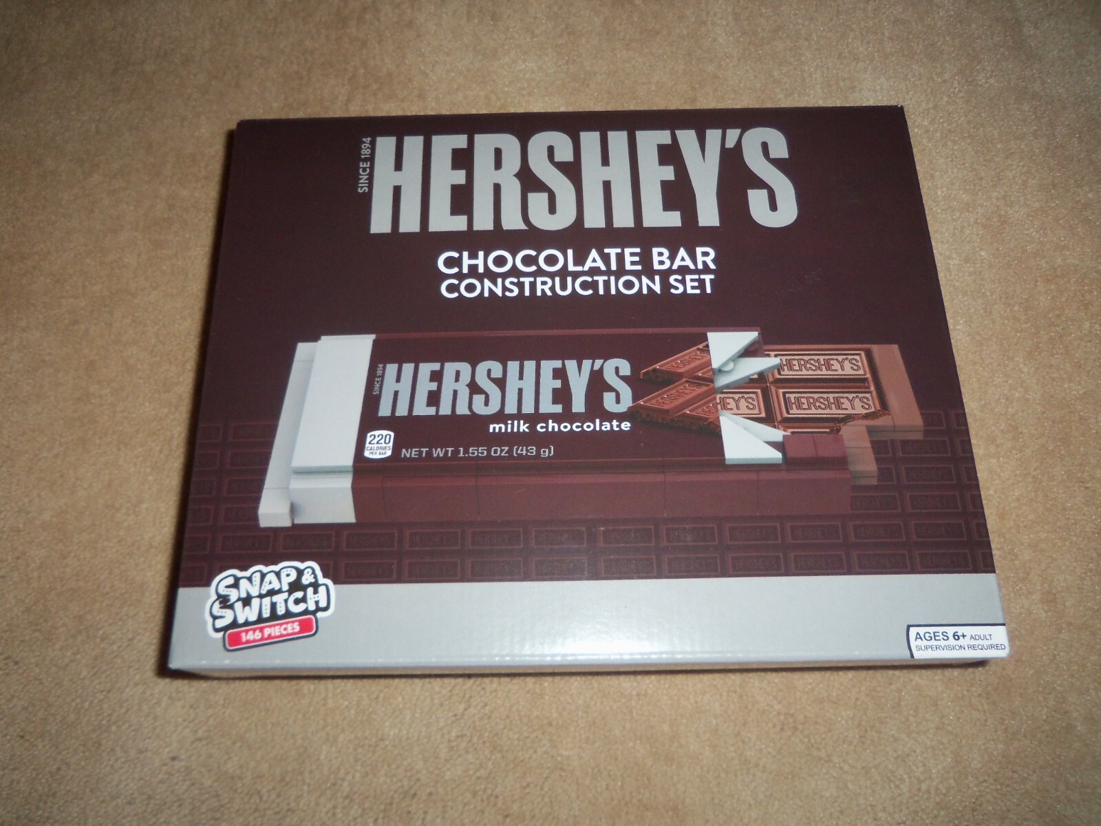 NEW! HERSHEY'S CHOCOLATE BAR Snap & Switch Construction Set