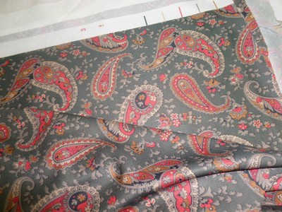 Vtg Retro Boho Hippie Mod Red Green Paisley Fabric Craft  Scrap 60