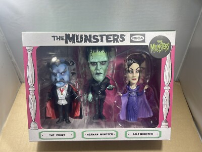 Neca The Munsters- The Count, Herman & Lily 3 Pack