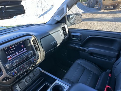 image 3 of interior