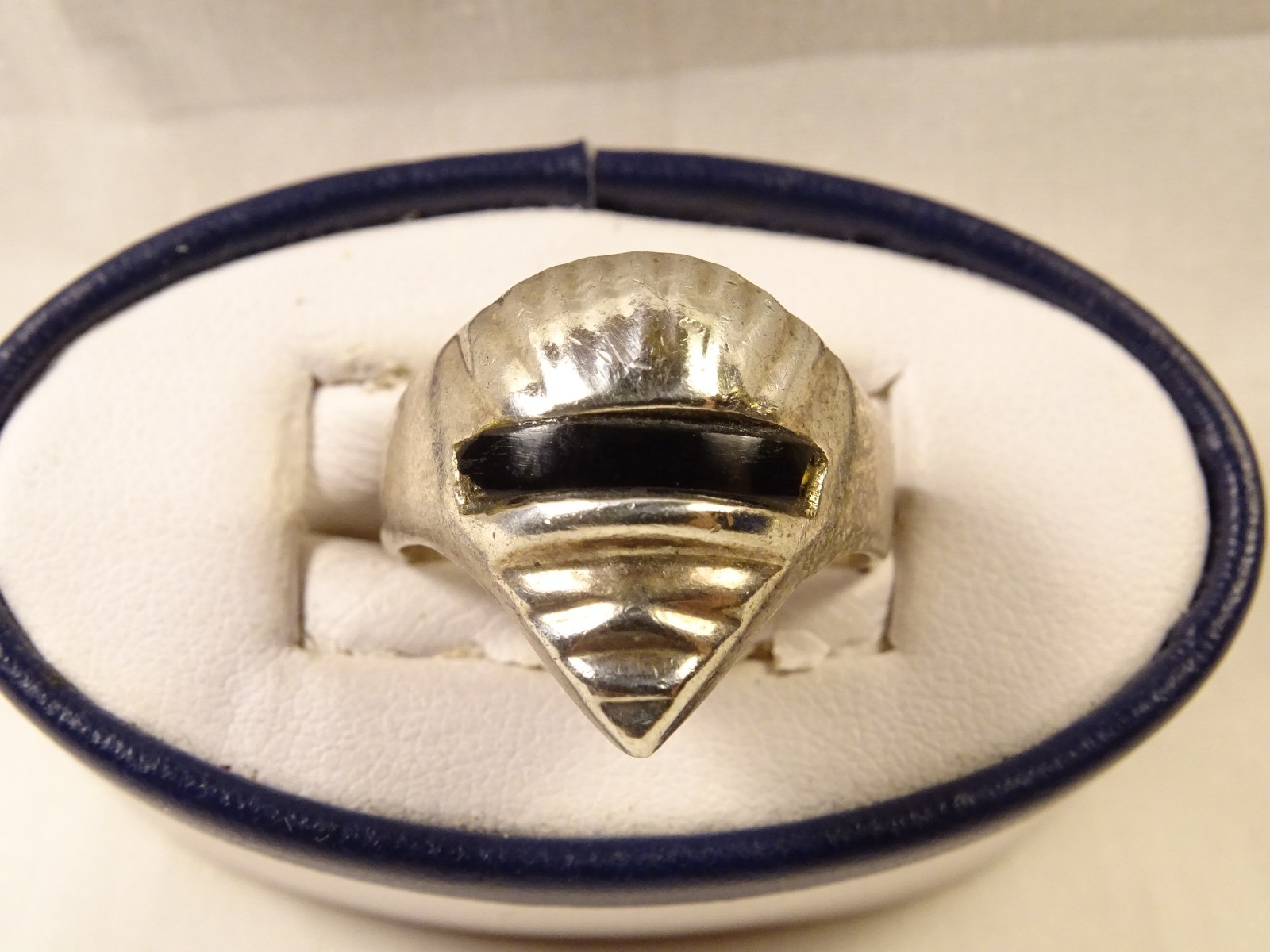 Nice Vintage Handmade Sterling Silver Black Enamel Bird Claw Sz 8 Ring