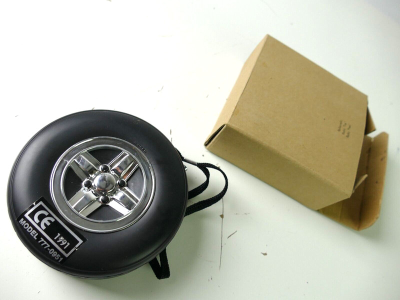 777-0951 Reifen Taschenradio Tischradio Reifenform Design Fm S-3783