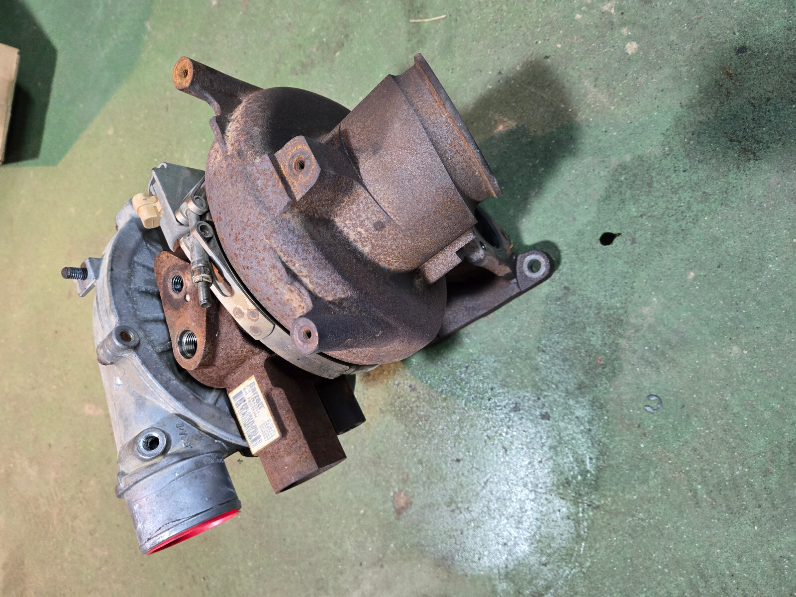 12642314 CHEVY GMC 6.6L DURAMAX DIESEL USED TURBO TURBOCHARGER OEM LML - Picture 11 of 13