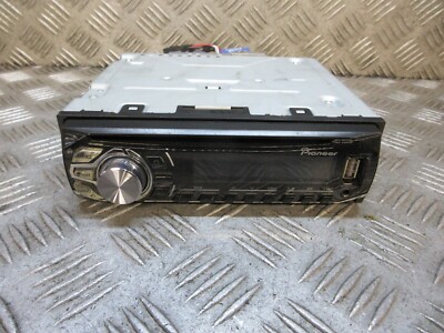 PIONEER DEH-2600UI RADIO CD PLAYER HEAD UNIT USB AUX FACE-OFF WITH ISO CABLE