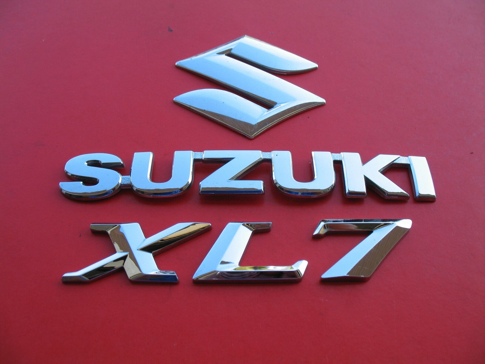 ニョロボン　Corteiz Wings Trucker 灰赤 ウィングロゴ Nissan Wings Emblem Sticker