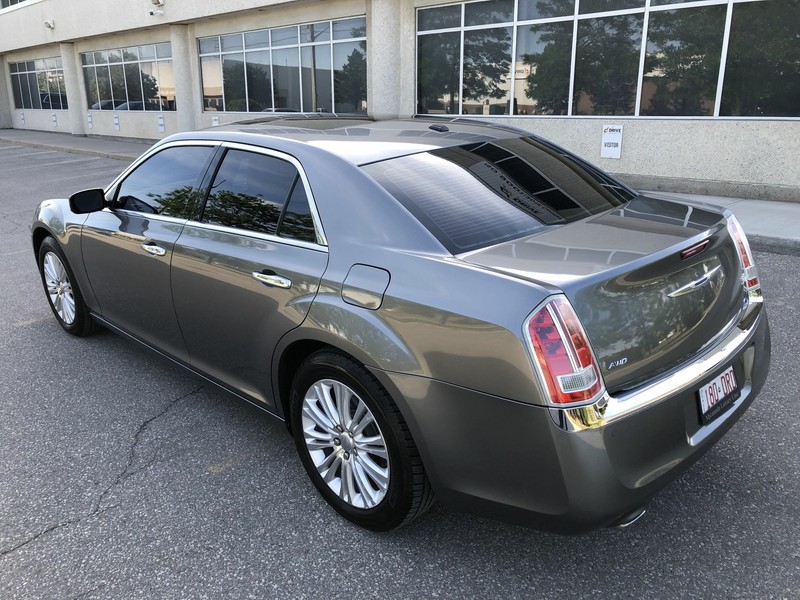 2011 Chrysler 300 300C All Wheel Drive Touring Package | Cars & Trucks