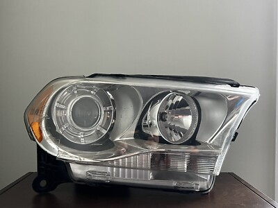2011 2012 2013 Dodge Durango Passenger Right Xenon HID Headlight OEM Mopar