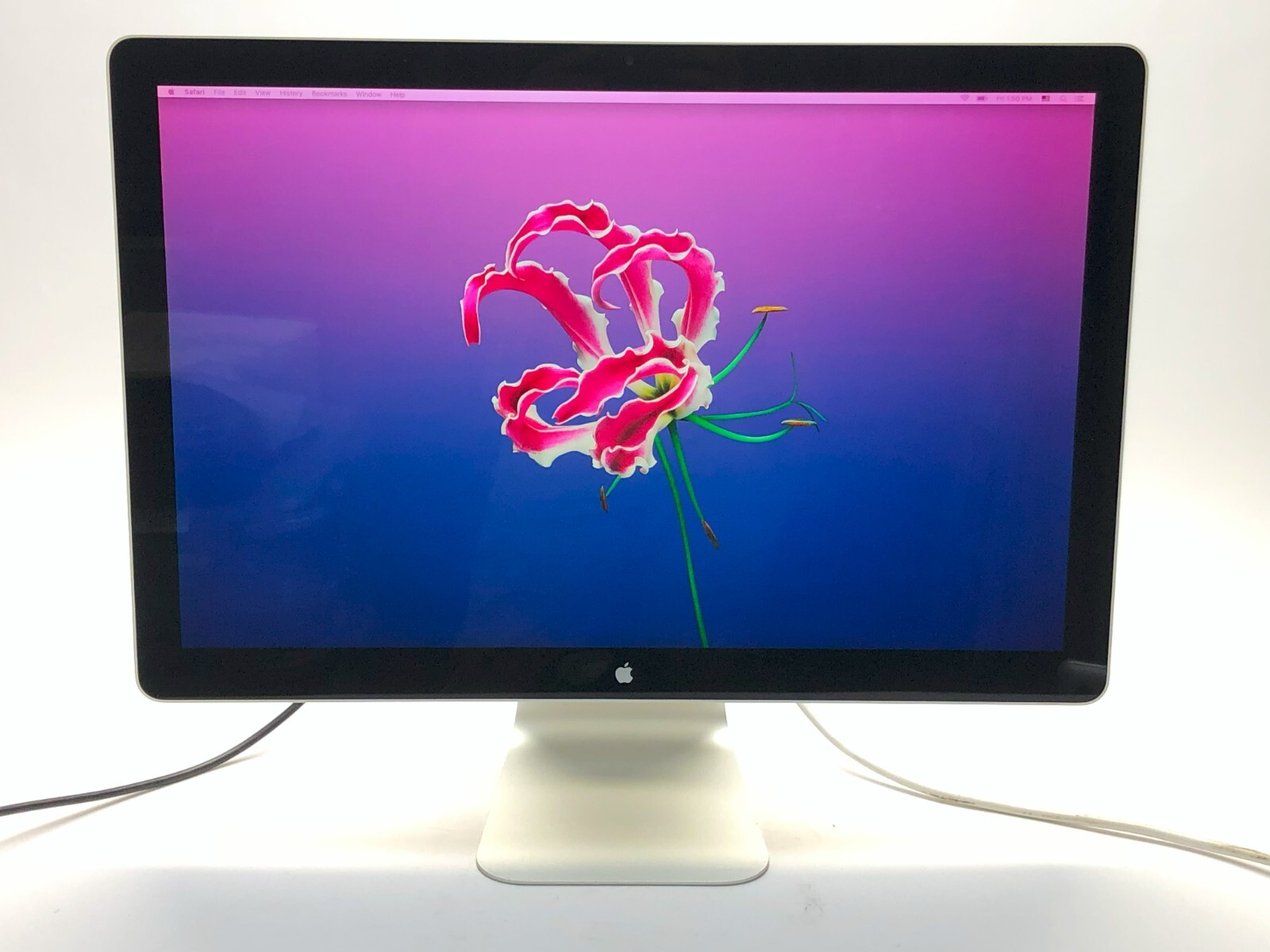 Apple LED Cinema Display シネマディスプレイ 24インチ ASCII.jp：MacBookを拡張する24インチ純正モニター