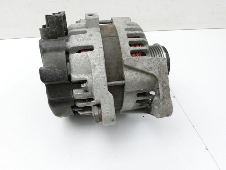 Hyundai Kona OS 17-20 T-GDi 1,0 88KW Lichtmaschine Generator 130A Hyundai Kona OS 17-20 03.08.2018 3730004950... Vorschau 3