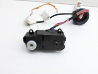 Tesla Model 3 LR Highland Stellmotor Ladeklappe Tesla Model 3 LR Highland 16.01.2024 1790699-00-A P1900217-00-A... Vorschau 2