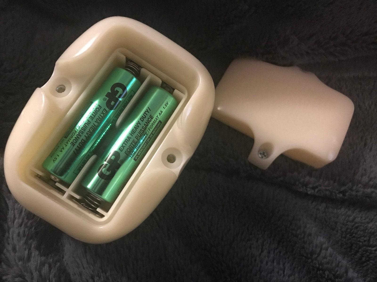 Fisher Price Giggle Gang Lime Green Plush Stuffed Laughing Giggles Baby Ball Toy