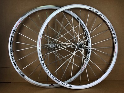 sun cr18 700c wheelset
