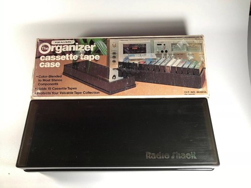 Realistic - The Organizer Cassette Tape Case - Holds 15 Tapes - Vintage - Used