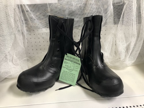 Vintage 1951 Military Snow Boots Mens 7W Womens 8.5 Mickey Mouse Bunny  Boots NOS