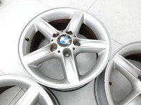 BMW E91 3er 320i 06-08 4x Felgen Alufelgen 5X120 7X16Zoll ET47 BMW E91 3er 320i 06-08 28.02.2006 1094505 gebraucht Vorschau 7