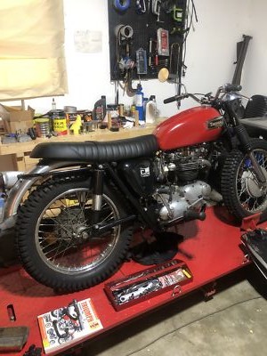 TRIUMPH T120V シート TRIUMPH T120V シート 1967-1975 Triumph T120 TR6 T100 R S
