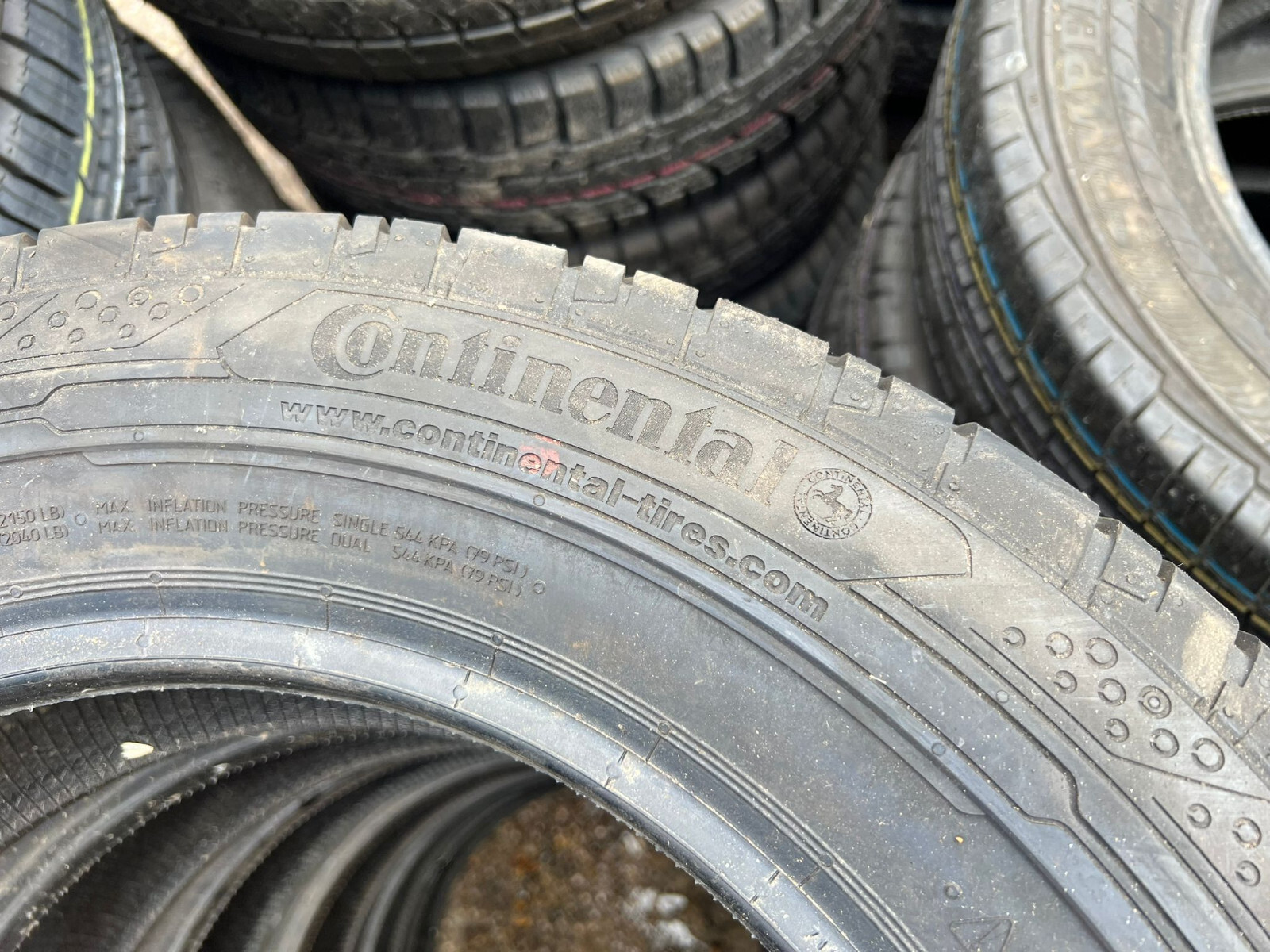 New 205 65 16C Continental, CVC 200, 107/105T (F1_tyres) YD022