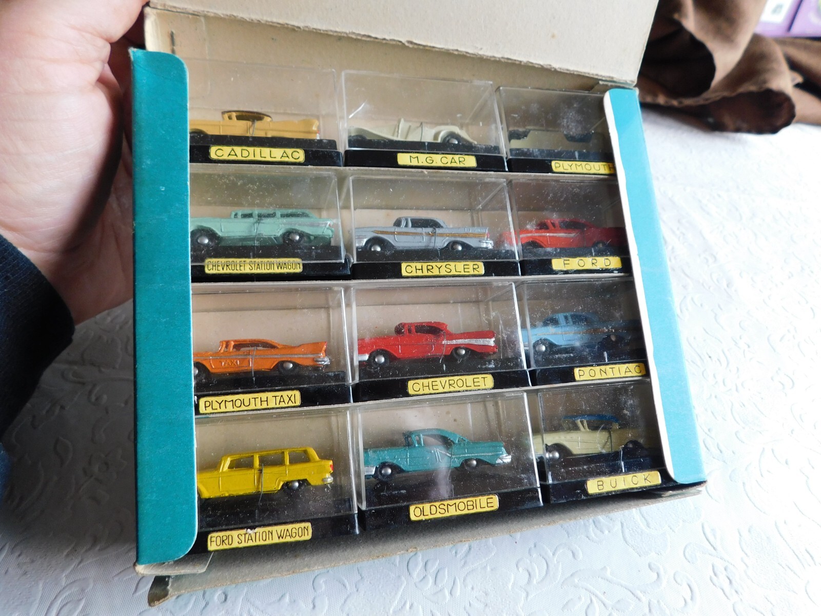 AHI MODEL CAR ASSORTMENT 12台セット（ミント）