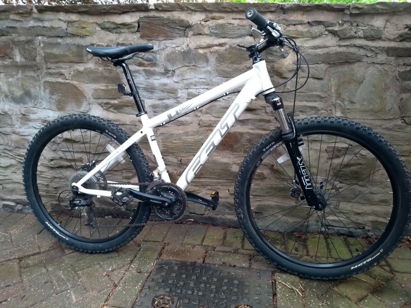 2054 bicicletta