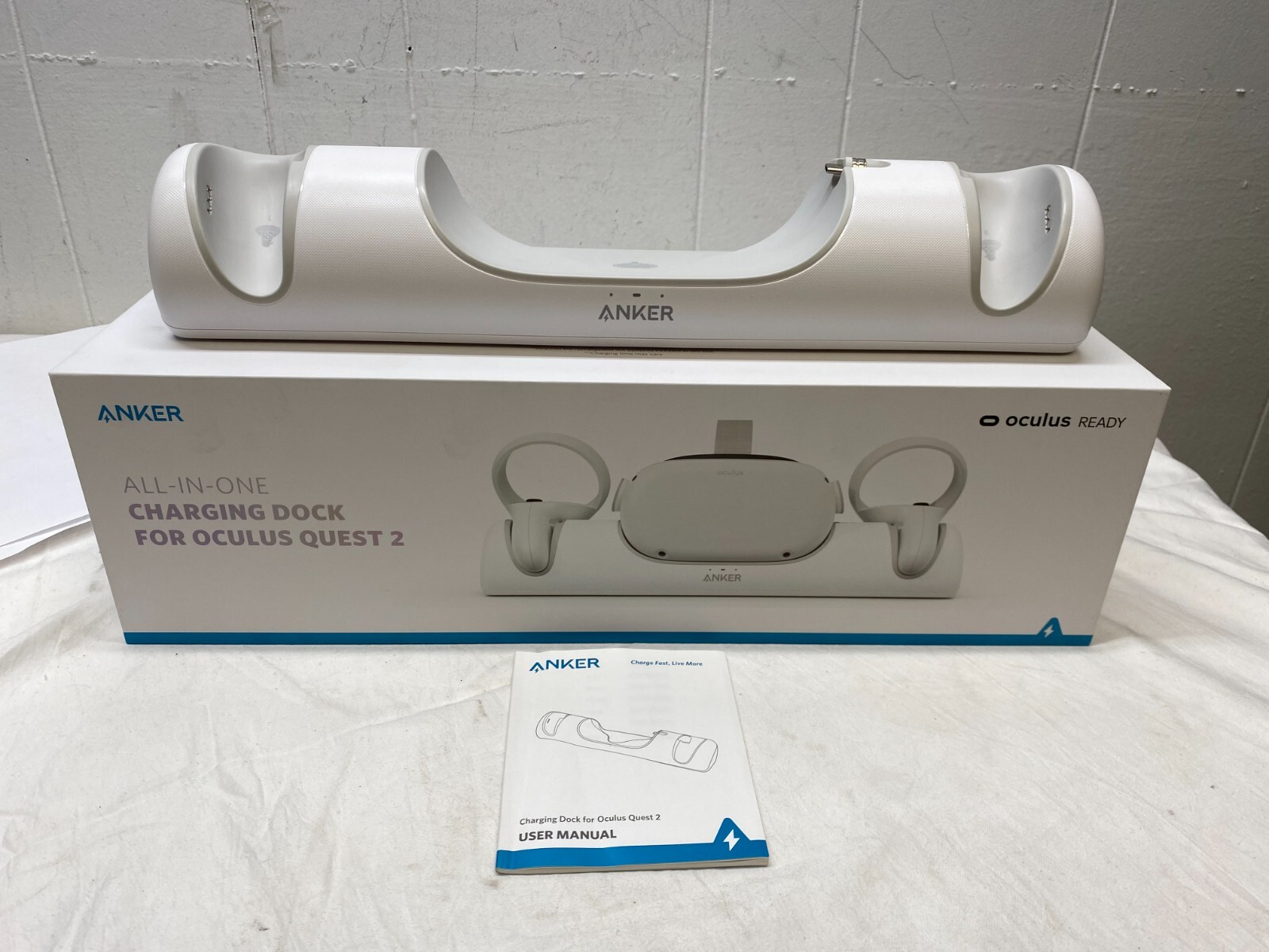  Quest 2とAnker Charging Dock Anker Oculus Quest 2 Charging Dock with Headset Display