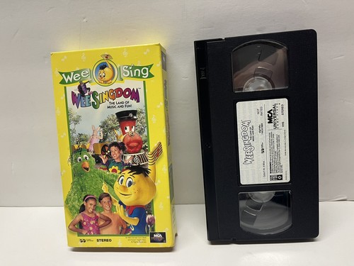 Wink サファイアVHS Animaniacs Sing-Along: Yakko's World - VHS, 1994 | eBay