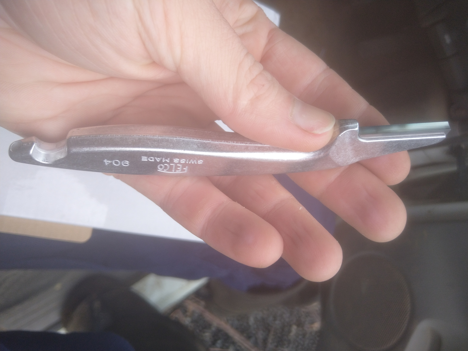 FELCO 904 SWISS MADE TUNGSTEN CARBIDE SECATEUR SHARPENER / SHARPENING