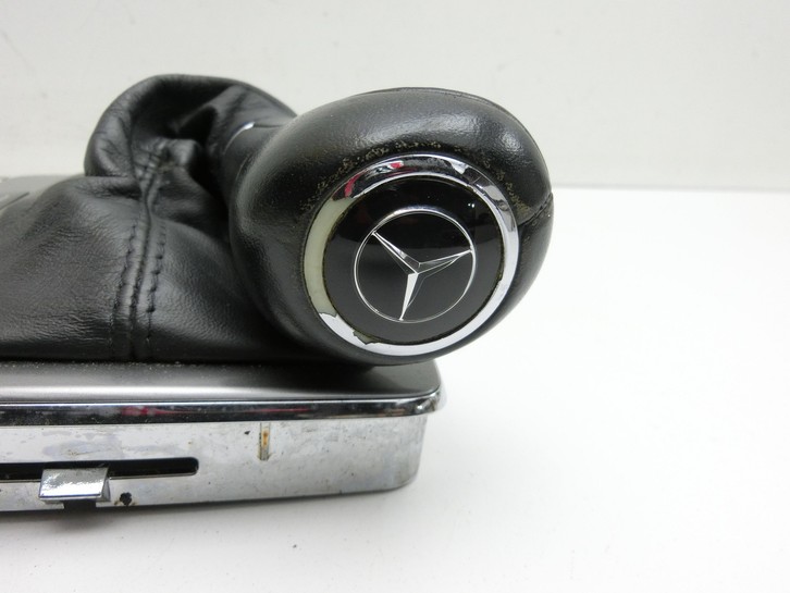 Mercedes S204 C180 09-14 Autom Schaltsack Schaltmanschette vom Schaltknauf Mercedes S204 C180 09-14 01.06.2010... Bild 3