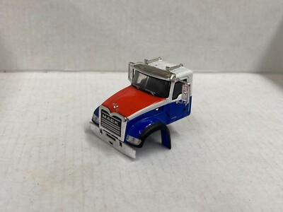 1/64 Mack Granite truck cab - custom project - not DCP