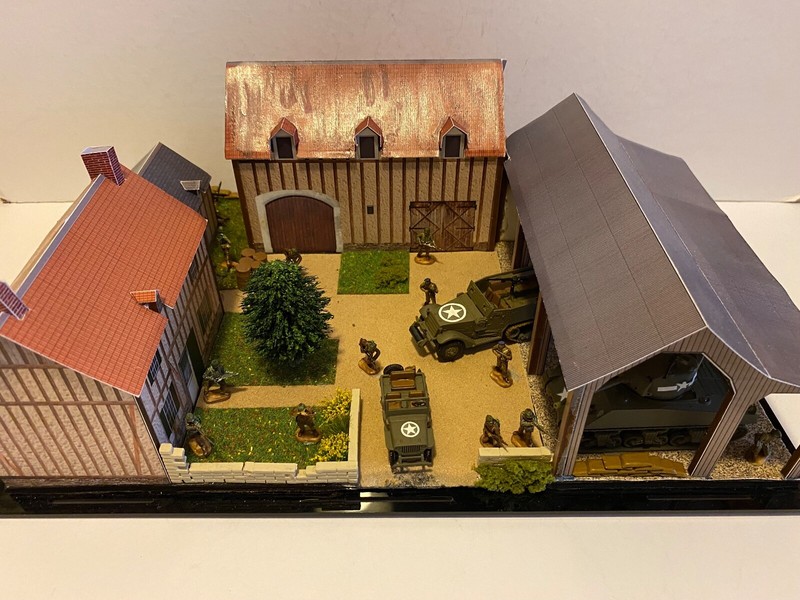 Diorama : 1/72, Ww2, Troupe Us Dans Ferme Normande, Bv 35x25x15, Lire Plus