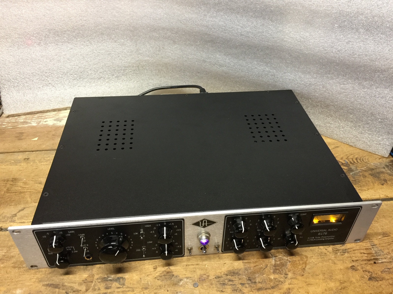 UNIVERSAL AUDIO 6176, UA 6176 MIC PREAMP/COMPRESSOR- PRO!!/CLASSIC!!/MINT!!