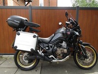 HONDA CRF 1000 DCT AFRICAN TWIN * ALL THE KIT AND MORE *LOW MILES * CARPLAY *