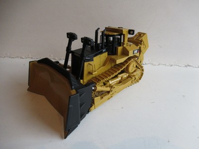 Norscot Caterpillar D11T Kettendozer Track Type Tractor. Nr 55212 1/50. In Box