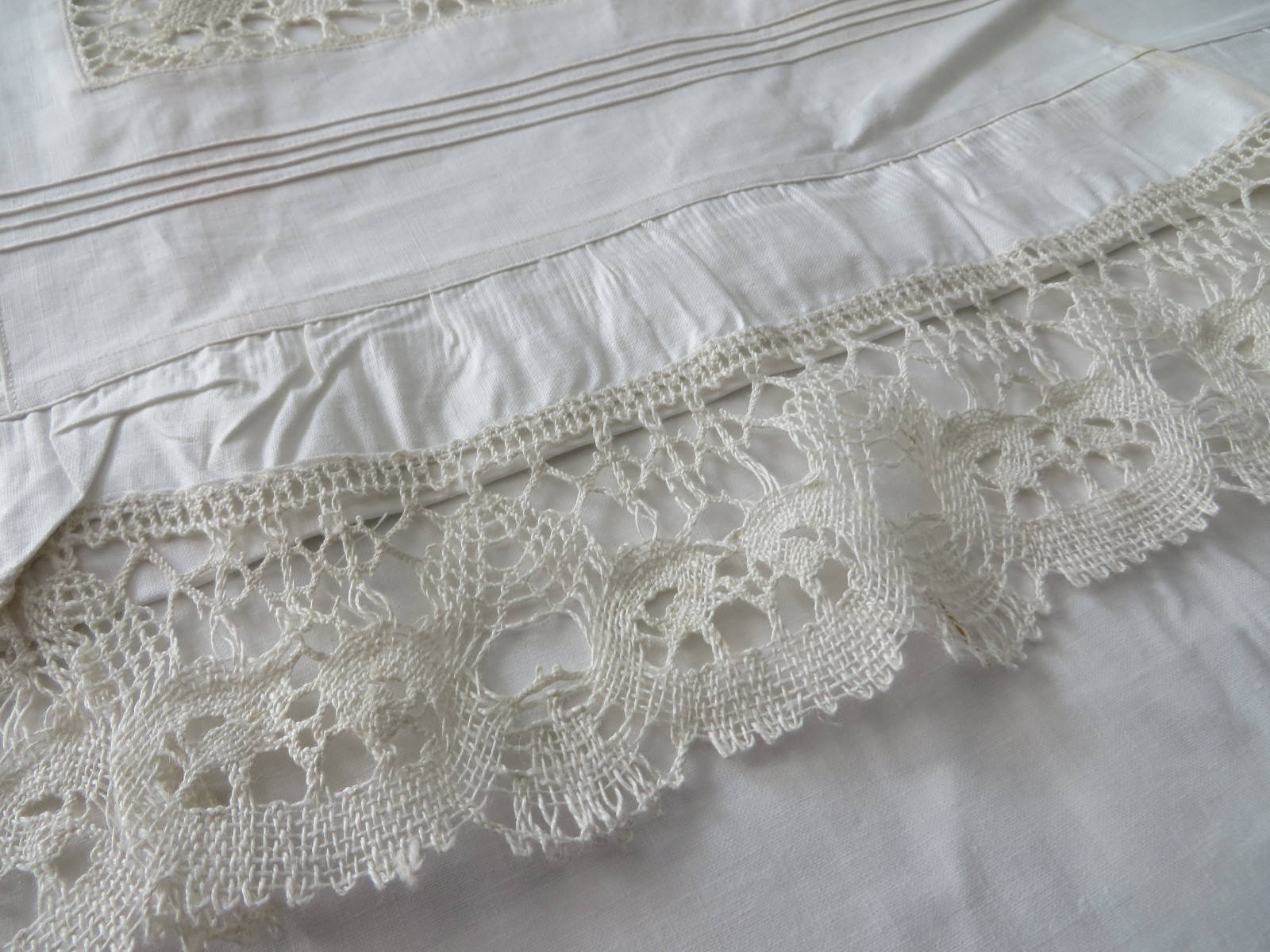 Vtg Antique PAIR Twin French Cluny Lace Coverlets / Sheets &  1 Sham UNUSED