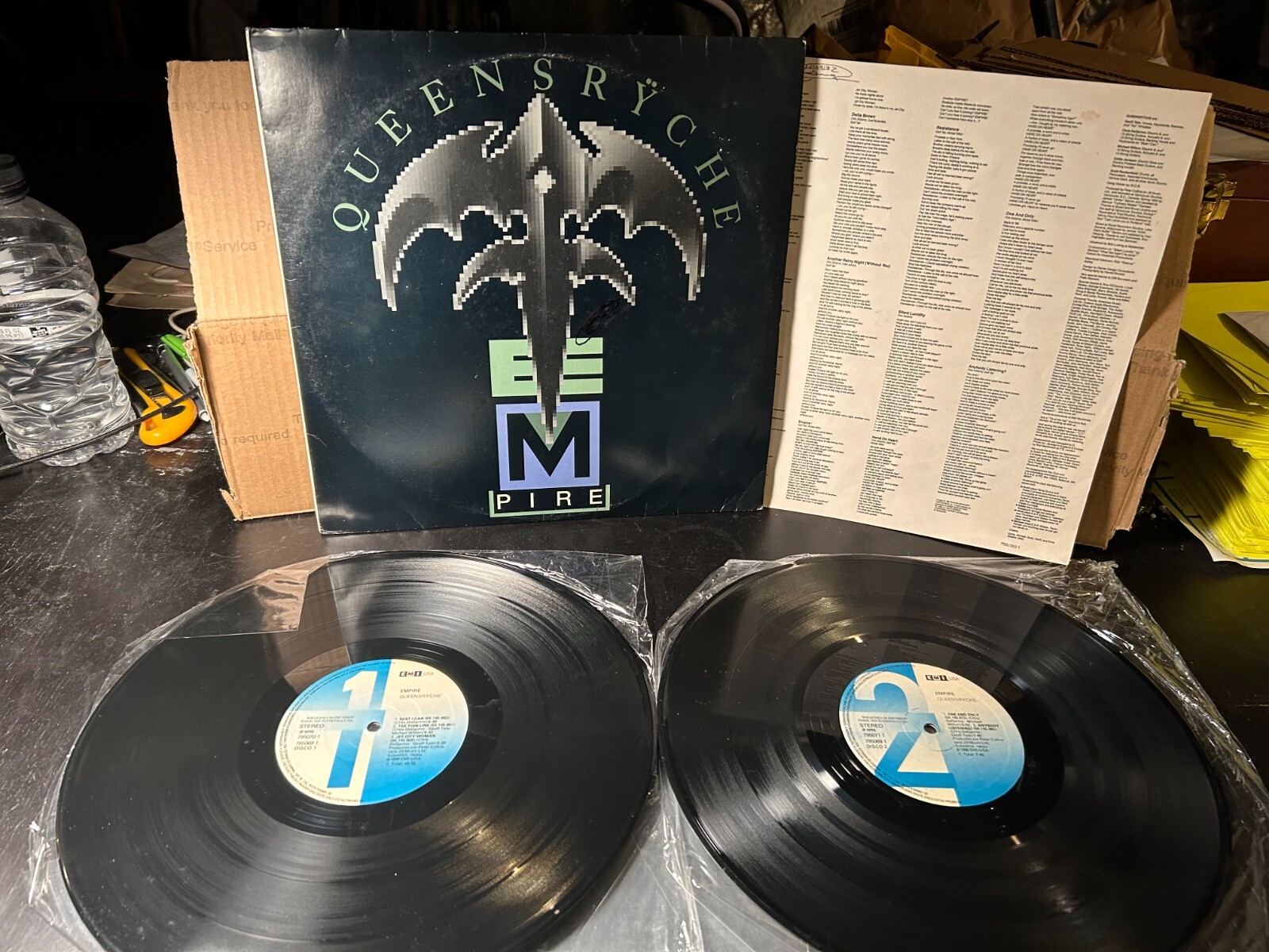 ポスター付き】QUEENSRYCHE／炎の伝説 レコード Yahoo