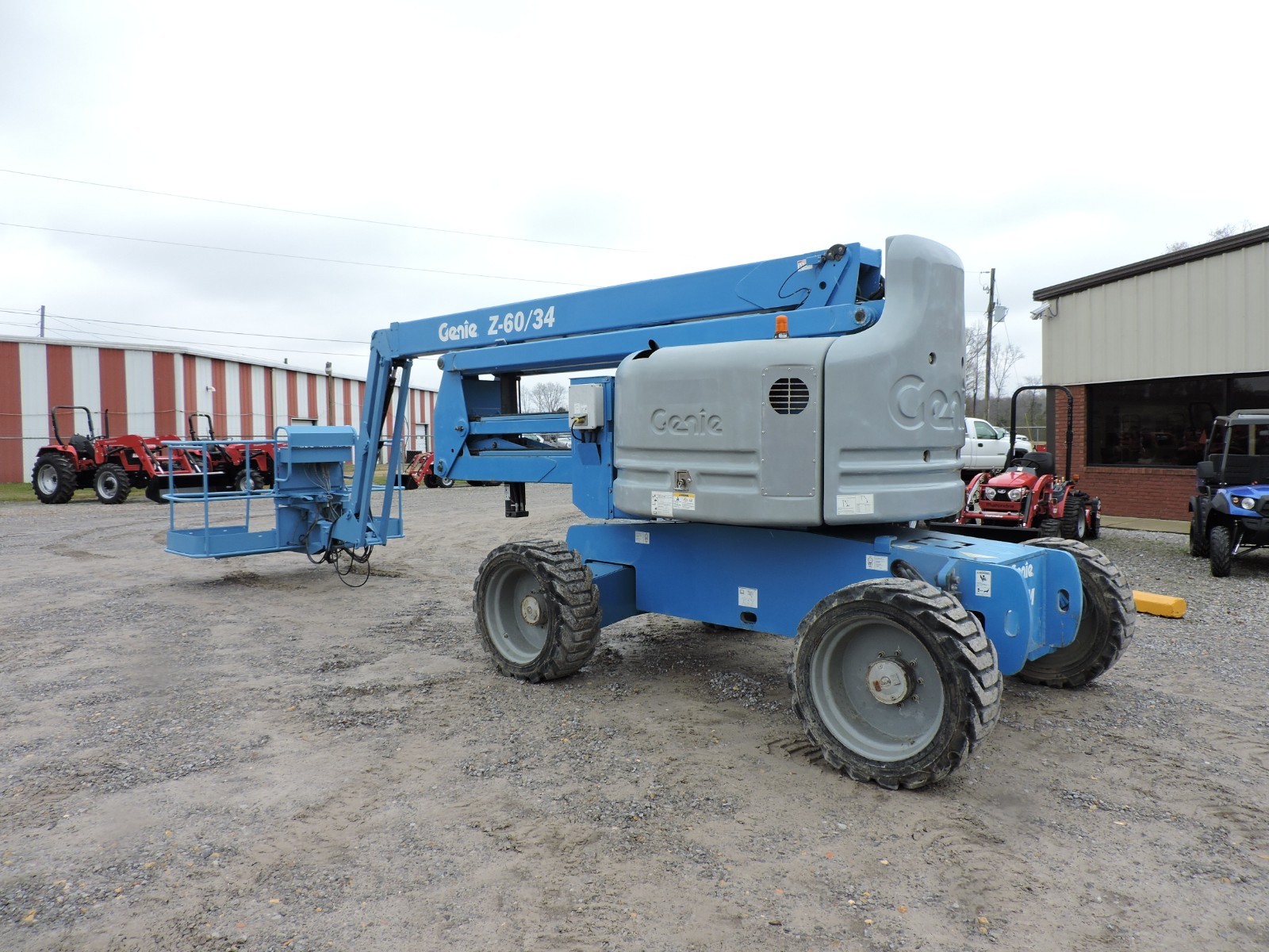 2012 GENIE Z60/34 ARTICULATING BOOM LIFT - GENERATOR - LOW HOUR MACHINE!!