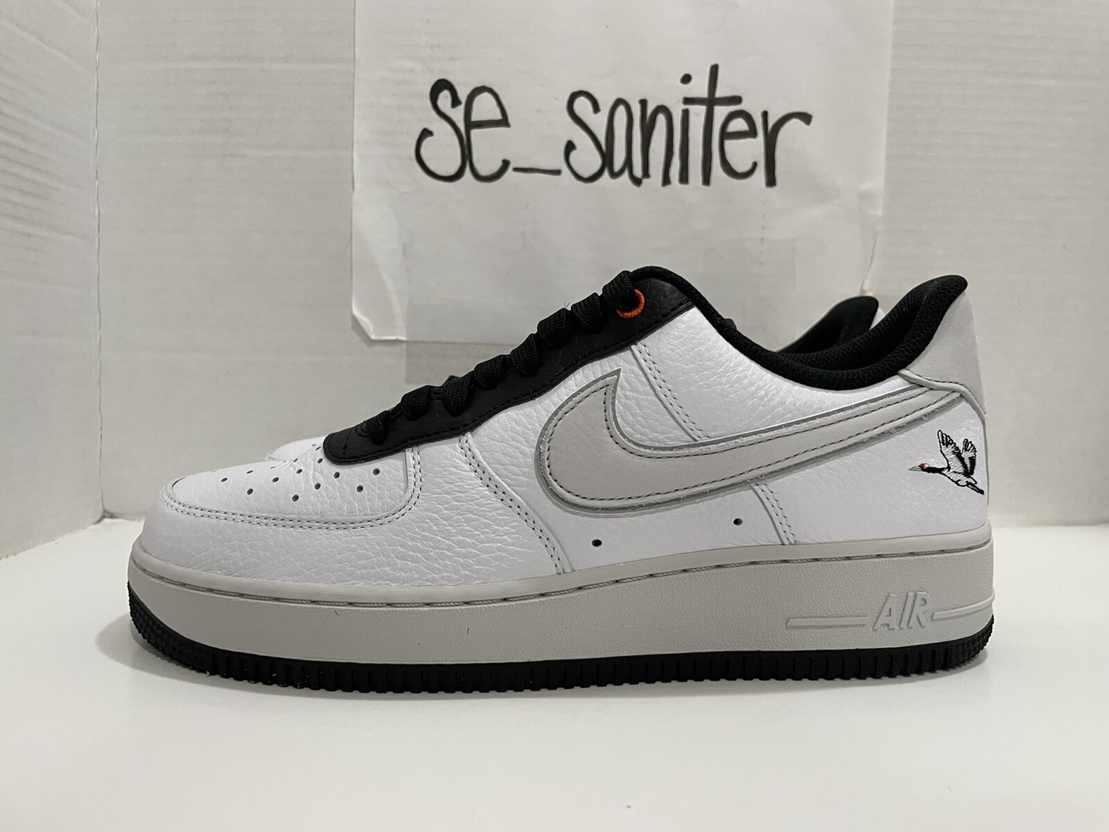 NIKE AIR FORCE 1 07 LX CRANE WHITE 