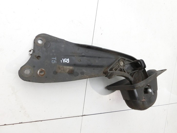 VW Touran 1T 03-06 Querlenker Rechts Hinten VW Touran 1T 03-06 16.04.2009 1T0505226F gebraucht Vorschau 2