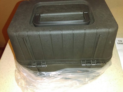 LUNCH BOX STOVE 12 VOLT  1.6 QUART  NEW IN BOX