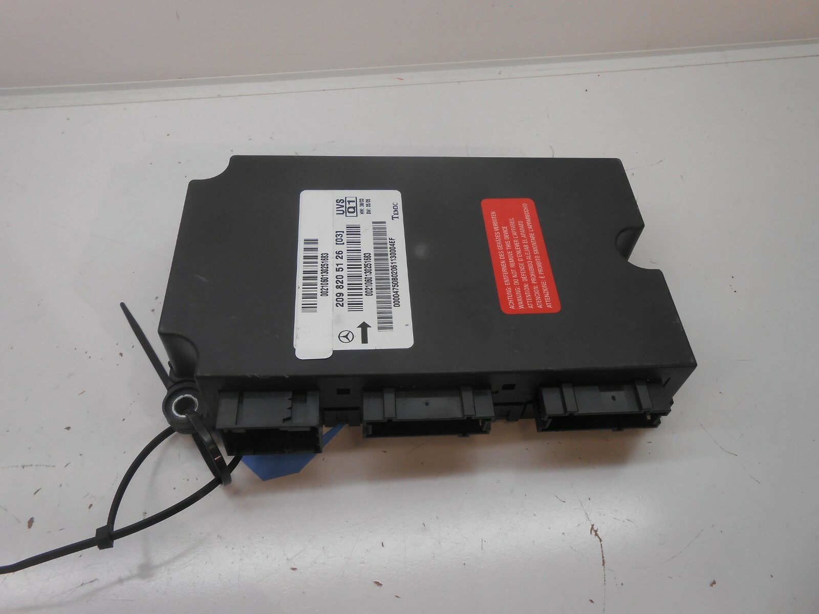 2007 MERCEDES CLK 350 TEMIC CONVER TOP MODULE OEM 2098205126 2007 MERCEDES CLK 350 TEMIC CONVER TOP MODULE OEM 2098205126