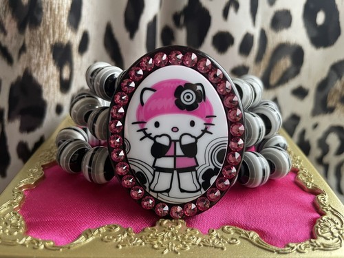 キャラクターグッズ Tarina Tarantino Hello Kitty Collab キャラクターグッズ Tarina Tarantino Hello Kitty Collab