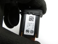 VW UP AA 15-23 Schalter Regler für Sitzheizung Heckscheibenheizung Links VW UP AA 15-23 15.08.2014 1S0927137B... Vorschau 5