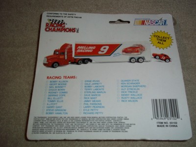 1/87 BOBBY HAMILTON # 68 RACING CHAMPIONS  MINI STOCK CAR WITH HAULER 1991 