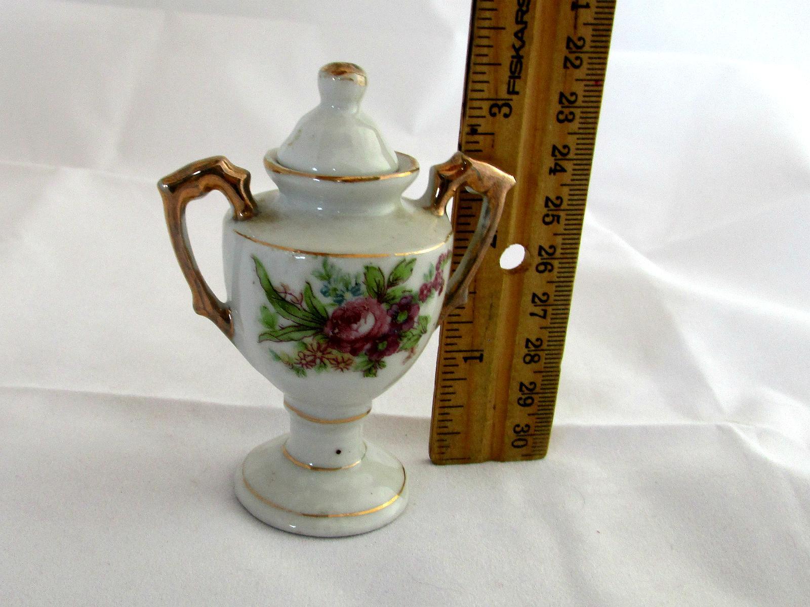 Vintage Miniature Porcelain Urn 3-1/2